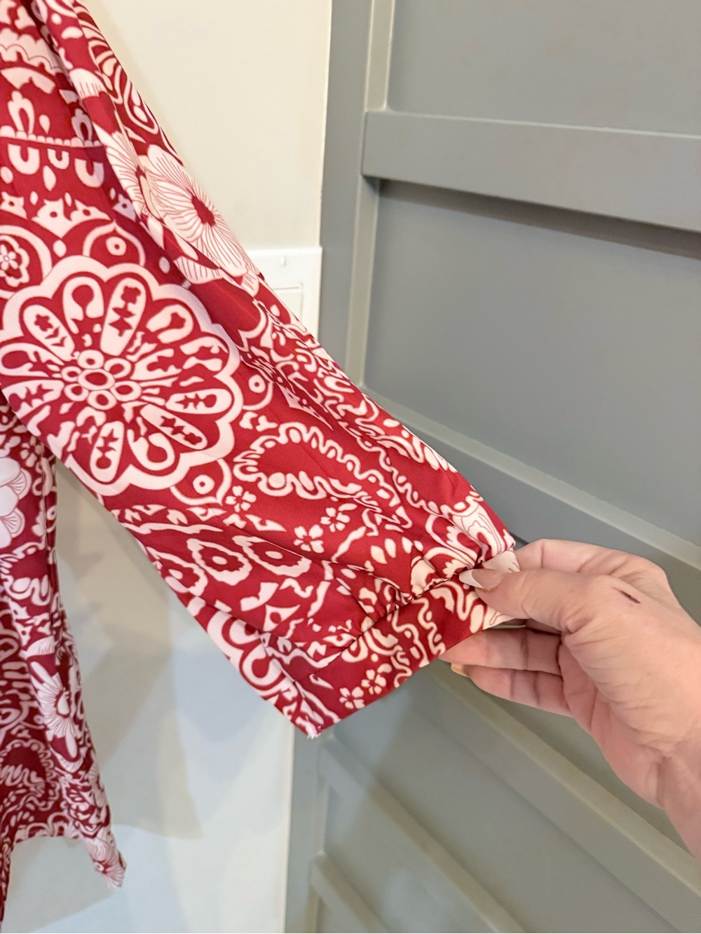 Cherrybetty Red & White Printed Tunic Top Size Large NWT - Picture 4 of 8